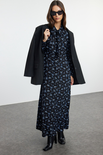 Trendyol Modest Φόρεμα υφαντό πουκάμισο - Μαύρο φλοράλ Tctaw25eb00085