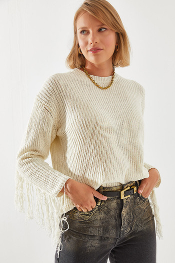 Bianco Lucci Fringed Women's Sweater - 20247500
