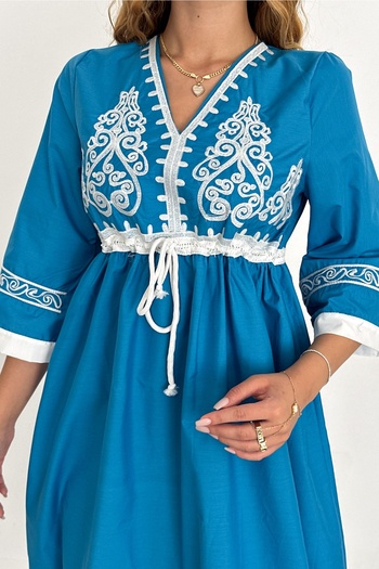FEMELLE Blue Embroidered Women's Dress - Elastic