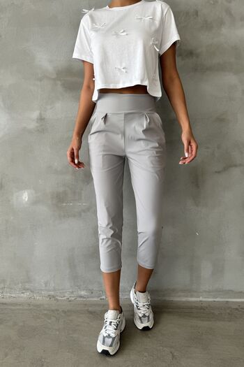 Domoda Gray Pleated, Side Pocket Summer Stretchy Fabric Women's Carrot Trousers @Bolzano