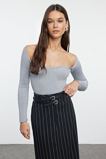 Trendyol Collection Pulover din tricot din fire - Lurex gri, TWOAW25KZ00146