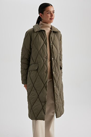 DeFacto Prošívaná dlouhá voděodolná parka Relax Fit - A1937ax23au
