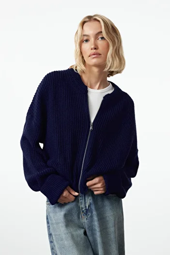 Trendyol Collection Bomber gallér cipzáras sötétkék kötöttáru kardigán - széles szabású TWOAW24HI00153