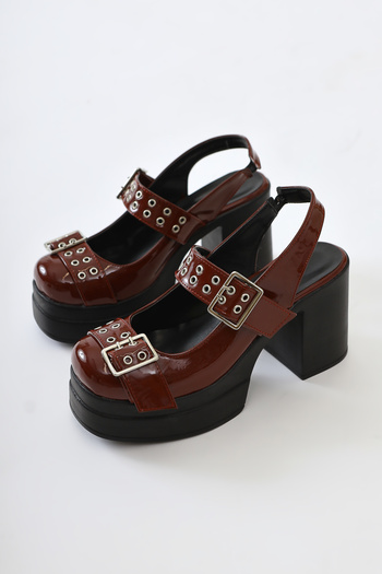 Limoya Marise Burgundy Patent Leather Oval Toe Platform Double Belt Accessory Women's Casual Shoes