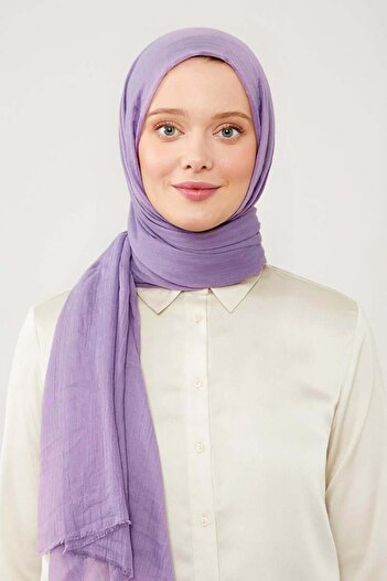 Levidor Lilac Crinkle Fabric Hawaiian Shawl