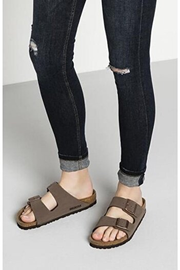 Birkenstock Arizona Slippers & Sandals - Mocha