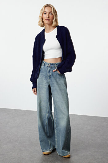 Trendyol Collection Bomber gallér cipzáras sötétkék kötöttáru kardigán - széles szabású TWOAW24HI00153