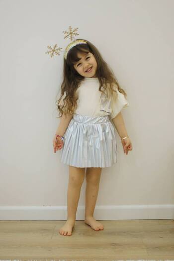 BİR DOZ ÇOCUK GÜLÜŞÜ Girl's Summer Set with Cream Plush Skirt