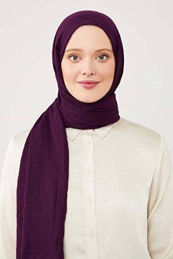 Levidor K.Purple Wrinkled Fabric Hawaiian Shawl