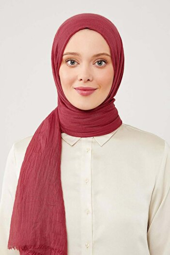 Levidor Plum Crinkle Fabric Hawaiian Shawl