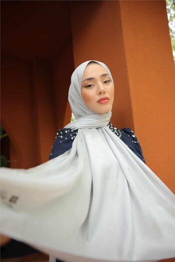 Silk Home Twinkle Shawl