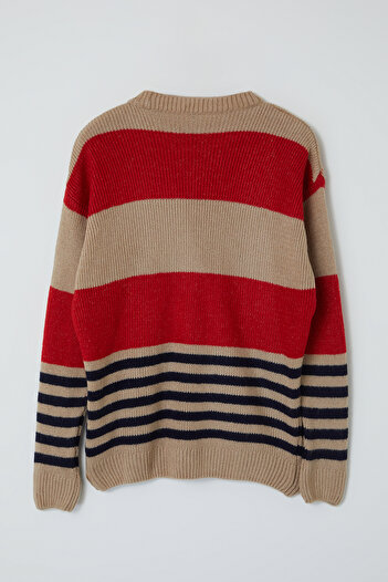Trendyol Collection Übergroßer rot gestreifter Strickpullover mit Rundhalsausschnitt - TMNAW25KZ00043