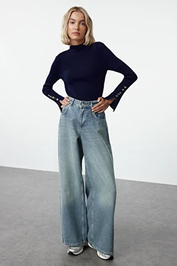 Trendyol Collection Pulover de tricotaj cu detaliu nasturi albastru bleumarin TWOAW24KZ00309
