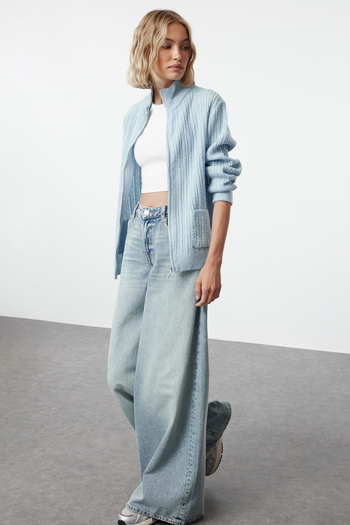 Trendyol Collection Basic Blue Knitwear Cardigan - Soft Texture TWOAW25HI00268