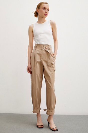 Never more Beige Colored Waist Pleated Cargo Pants