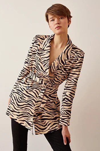 Never more Buttoned Belted Blazer Jacket