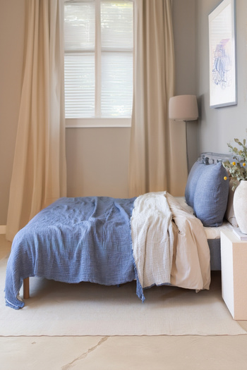 vivamaison King Size Pique Bedspread 4 Layers Muslin Cotton Double Sided Indigo Blue 240x260 cm