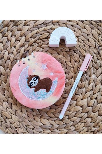 Pembe Çarşı Round Plush Small Notebook & Pen & Rainbow Note Holder