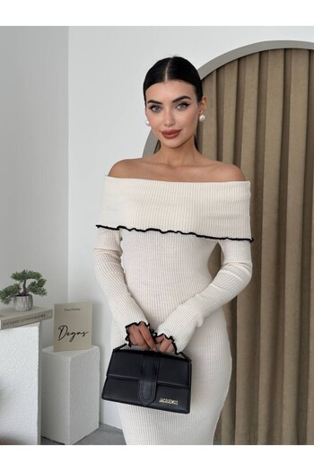 Julidress Premium Midi Size Cream Μπεζ πλεκτό φόρεμα - με γιακά Madonna και λεπτομέρεια με ριγέ ριγέ
