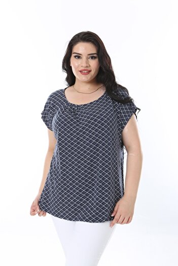 Şans Γυναικεία πλισέ μπλούζα Navy Collar - Χαμηλό μανίκι, Plus Size 65n38212