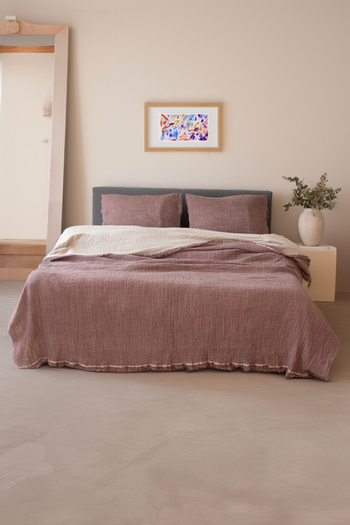 vivamaison 4 Layers Muslin Cotton King Size Pique Bedspread - Double Sided Plum Colored 240x260 Cm