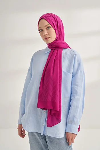 ARMANDA Italian Jacquard Zigzag Patterned Chunky Shawl