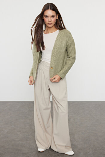 Trendyol Collection Soft Textured Deep Collar Knitwear Cardigan - Khaki Twoaw25Hi00064