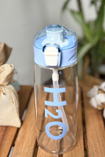 SİHİRLİ AYAKLAR Pastel Colored H2O - 670ml Plastic Flask with Handle and Lock