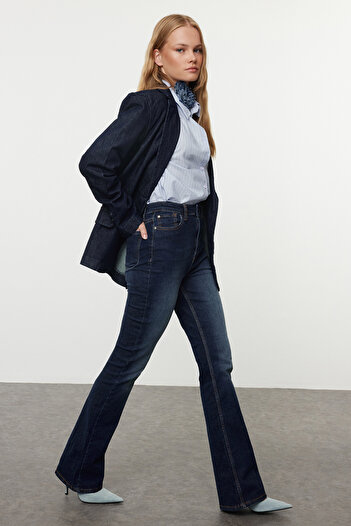 Trendyol Collection Jeansy dzwony w kolorze niebieskim z wysokim stanem - TWOAW25JE00128