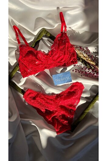 MAİZEN Women's Capless Gathering Underwire Red Lace Brazilian Bra Set
