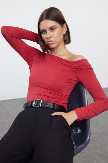 Trendyol Collection Flexible Red Asymmetric Collar Body - Fitted, Knitted with Snap Fasteners TWOAW25BD00009