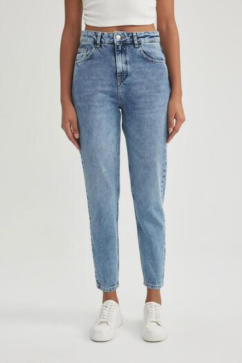 DeFacto Lina Mom Fit High Waist Short Leg Ankle Length Jean Trousers