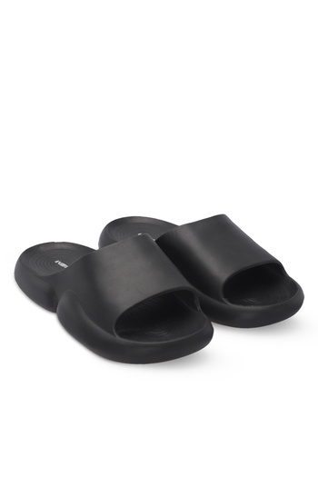 Esem Jefry Men's Black Slippers