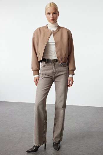 Trendyol Collection Kurtka bomberka taupe Crop Thin - TWOSS24MO00032