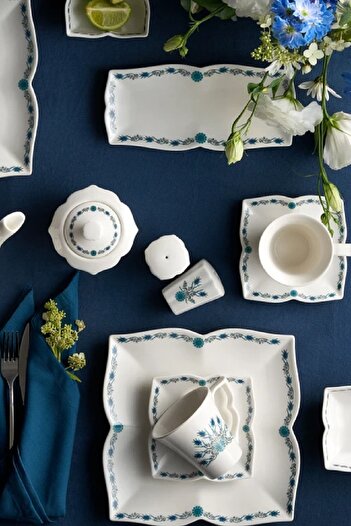 Karaca Iznik 32 Piece Square Breakfast Serving Set for 6 Persons