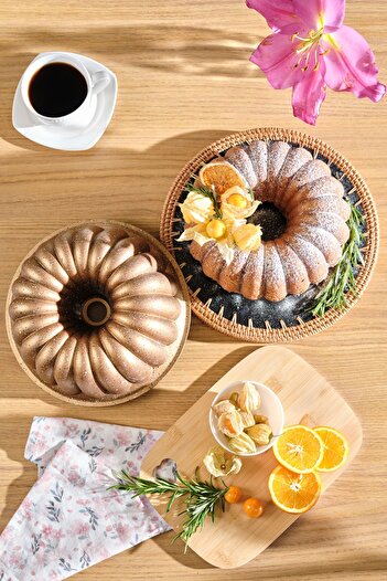 Karaca Φόρμα για κέικ Lina Gold Cake Pro - 25,5 cm