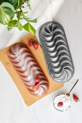 Karaca Cake Pro Vera Cast Iron Cake Mold Anthracite 35 cm