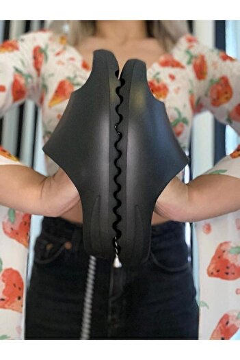 defile shoe Унісекс чорні шльопанці Yeezy Slide