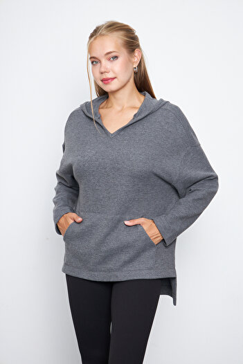 ESPİNA Women's Oversize V-neck Hooded Kangaroo Pocket Sweatshirt