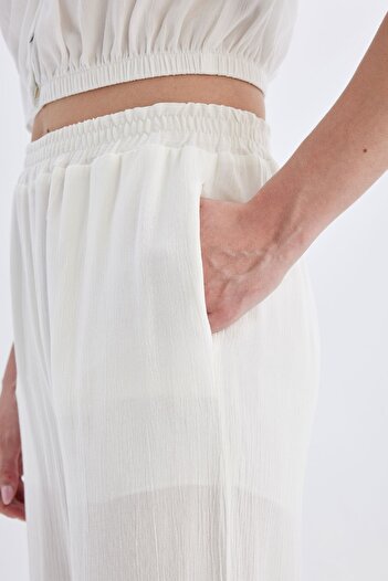 DeFacto Krinkıl Viskon Pantolon Wide Leg Geniş Bol Paça Basic Düz Yüksek Bel Standart Boy Z5705az24sm