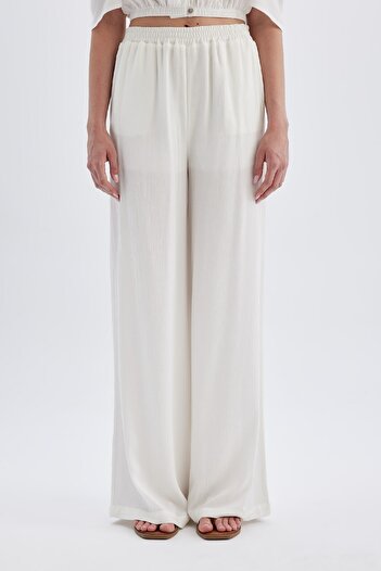 DeFacto Krinkıl Viskon Pantolon Wide Leg Geniş Bol Paça Basic Düz Yüksek Bel Standart Boy Z5705az24sm