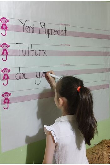 TutturX Kılavuz Çizgili Öğrenci Tahtası Yeni Müfredat Kalem Hediyeli 100x56 Cm Statik Akıllı Kağıt Tahta