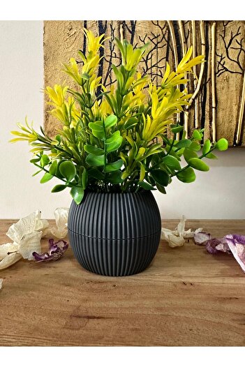 La bella bazar Floare artificială într-un ghiveci de dimensiuni mici, decor de masă cu flori artificiale realiste