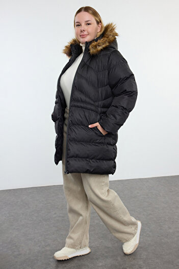 Trendyol Curve Hooded Zippered Black Parka & Coat - Regular Fit TBBAW25AW00004