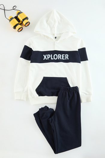 TRENDYOLKIDS Boy's Cotton Knitted Set - Ecru, Kangaroo Pocket, Slogan Printed Tkdaw25Au00060