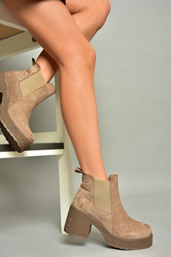 Fox Shoes T996220002 Vizon Süet Kalın Topuklu Kadın Bot