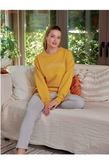 Zeyland women's pajama set