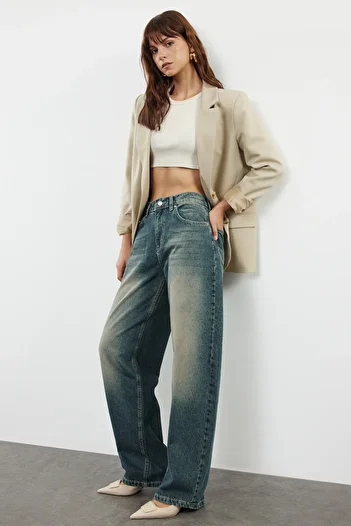 Trendyol Collection Sötétkék Több fenntartható normál derék laza táskás farmer TWOAW25JE00140