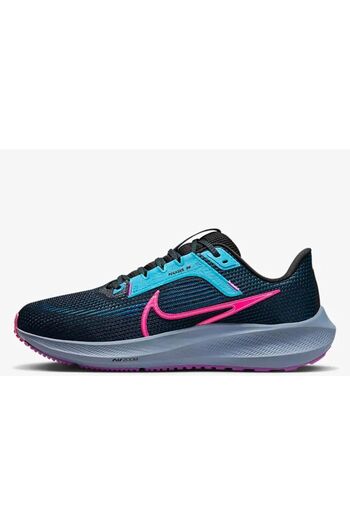 Nike Air Zoom Pegasus 40 SE - Black and Hyper Pink Running Shoes