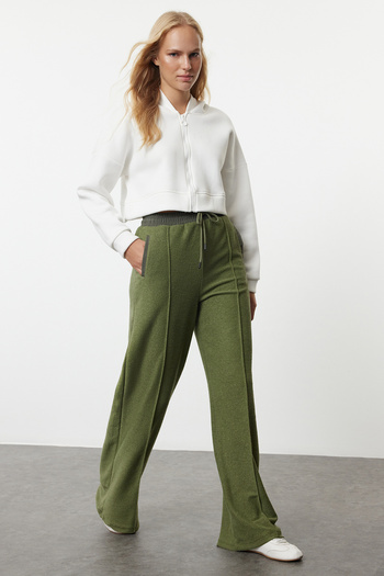 Trendyol Collection Khaki Parachute Garni Detailed Straight Fit Knitted Sweatpants Pants Twoaw24Ea00022